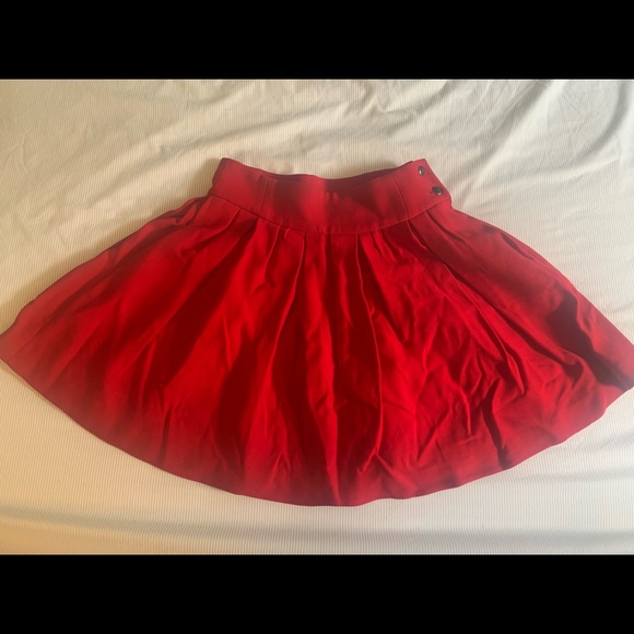 Zara XS red pleated skirt - Picture 2 of 4